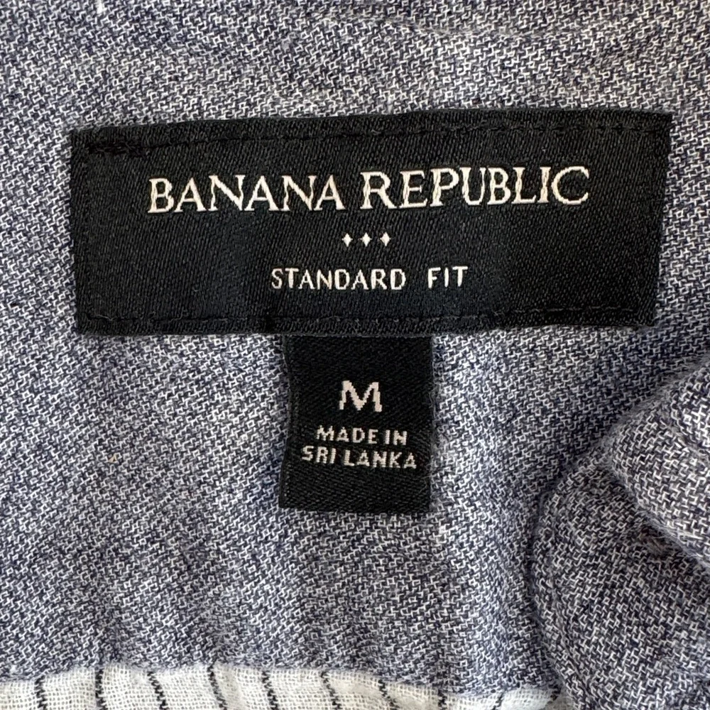 Banana Republic Men’s Button Down Shirt Size M